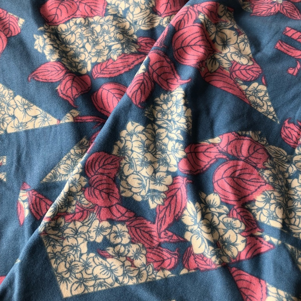 Grey/blue floral OS leggings